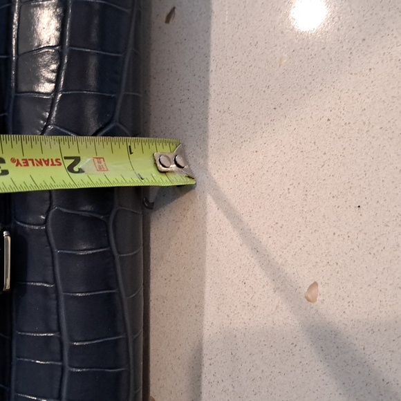 Bruno Magli bag - Picture 9 of 11